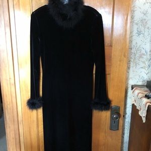 Linda Allard Ellen Tracy Velvet & Fur Long Dress